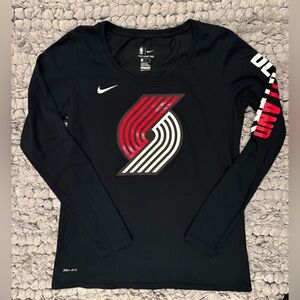 Nike Black NBA Portland Blazers Dri-FIT Athletic Cut Long Sleeve T-Shirt